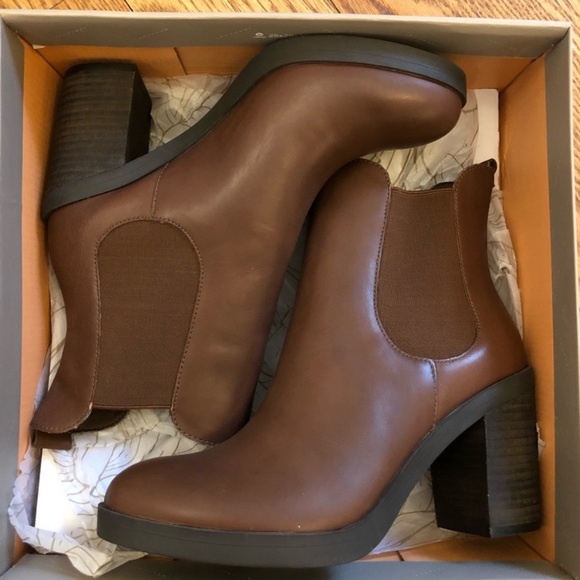 CROWN VINTAGE STACKED BOOTIE